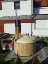balia z laminatub plastic hot-tub