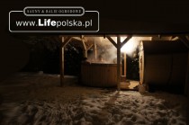 Sauna i balia ogrodowa zim Sauny Ogrodowe www.LifePolska.pl www.sauna-ogrodowa.pl