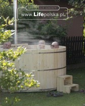 Balia ogrodowa wspaniaem sposobem na relaks Balie i Sauny Ogrodowe www.LifePolska.pl